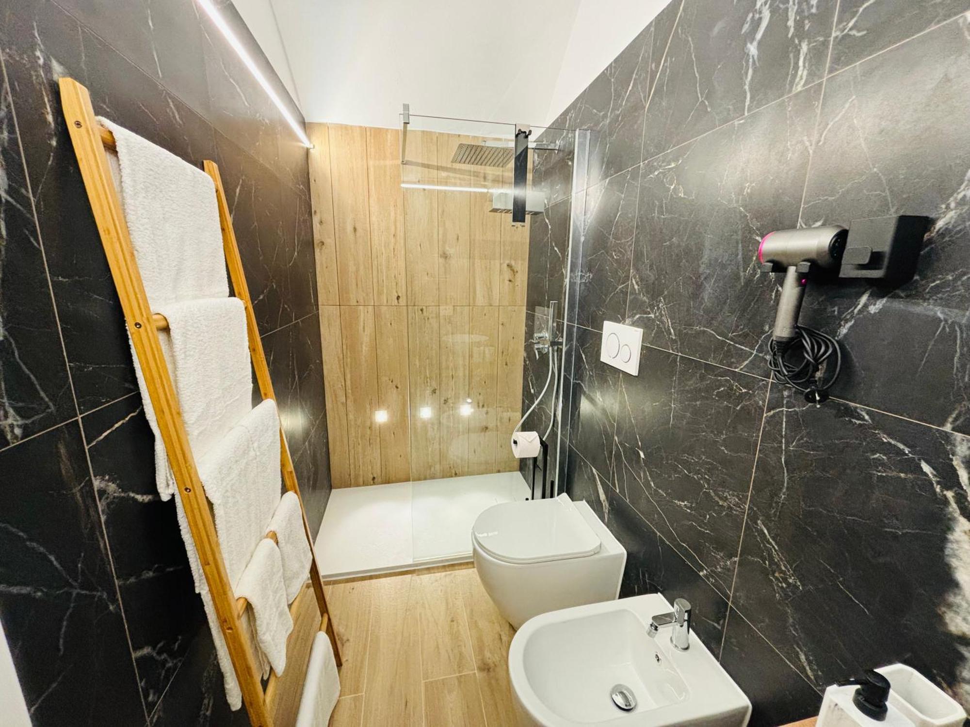 La Petite Suite San Remo Buitenkant foto
